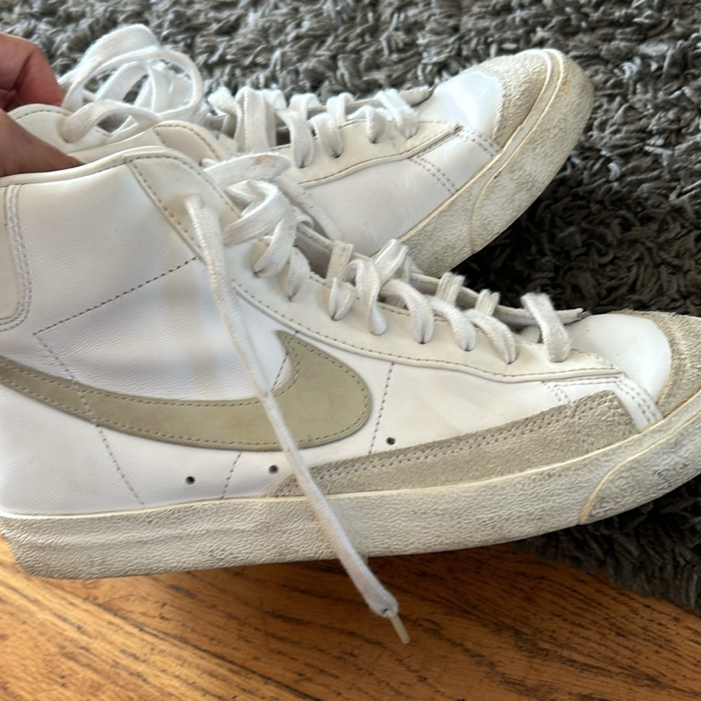 Nike Blazer Sneakers Mid '77 Vintage White Retro Athletic Men's 8.5 - Picture 8 of 11